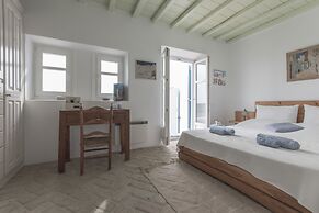 Villa Cycladic Breeze Tranquil & Private