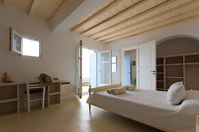 Villa Cycladic Breeze Tranquil & Private