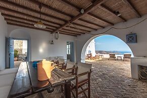 Villa Cycladic Breeze Tranquil & Private