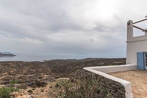 Villa Cycladic Breeze Tranquil & Private