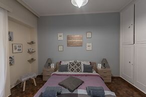 Athenian Gem in Kolonaki boho-chic apt