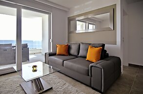 Lux Apartments