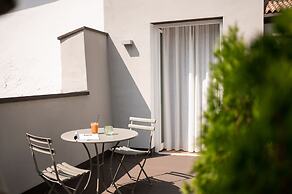 Kuntino Suites