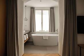 Kuntino Suites