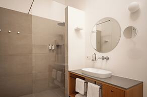 Kuntino Suites