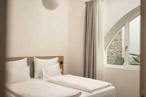 Kuntino Suites