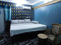 Toprano Hotel