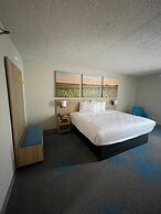 Days Inn by Wyndham Mandan Bismarck Area