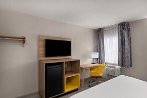 Days Inn by Wyndham Mandan Bismarck Area