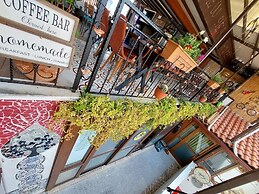 Ena Serenity Boutique Hotel