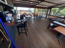 Ena Serenity Boutique Hotel