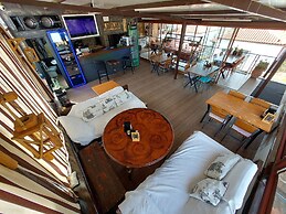 Ena Serenity Boutique Hotel