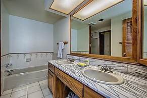 Kahaluu Bay Villas 304