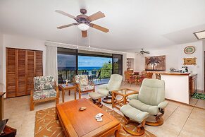 Kahaluu Bay Villas 304