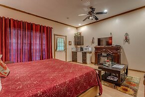 The Whispering Pines Inn Bed & Breakfast