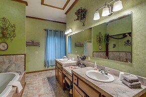 The Whispering Pines Inn Bed & Breakfast