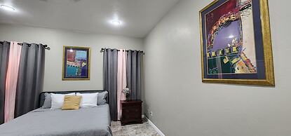 The Whispering Pines Inn Bed & Breakfast
