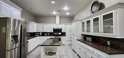 The Whispering Pines Inn Bed & Breakfast
