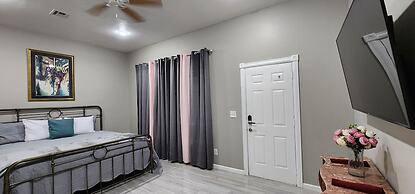 The Whispering Pines Inn Bed & Breakfast