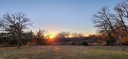 The Whispering Pines Inn Bed & Breakfast