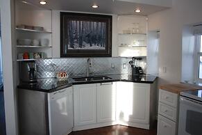 Woodhouse Cottages and Ranch