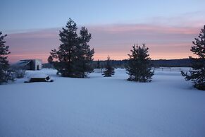 Woodhouse Cottages and Ranch