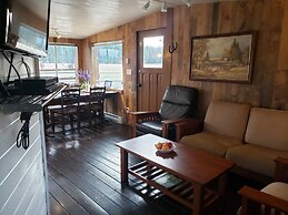 Woodhouse Cottages and Ranch