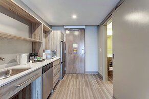 Home2 Suites by Hilton Toronto Brampton