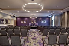 Home2 Suites by Hilton Toronto Brampton