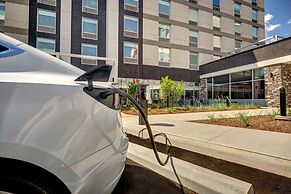 Home2 Suites by Hilton Toronto Brampton