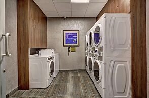 Home2 Suites by Hilton Toronto Brampton