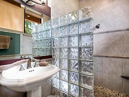 Keauhou Kona Surf & Racquet Club #5-303