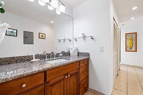 Keauhou Surf & Racquet Townhouse #36