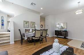 Vacation Villa Front Lake spa 5 Bedrooms