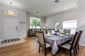 Vacation Villa Front Lake spa 5 Bedrooms