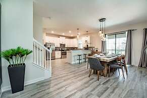 6 Bedroom 5 Bathroom Vacation Home