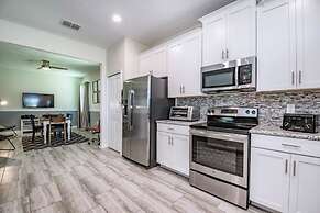 6 Bedroom 5 Bathroom Vacation Home