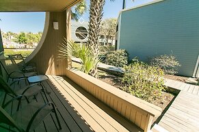 Hibiscus Condo - Pool View, 2br/2bth, 3 Pools, Wifi
