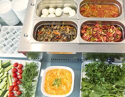 Obelisk Hotel & Suites