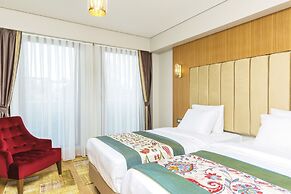 Obelisk Hotel & Suites