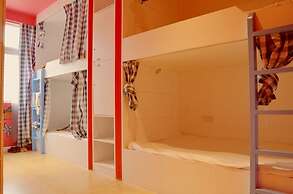 ShangriLa Free Life Youth Hostel