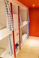 ShangriLa Free Life Youth Hostel