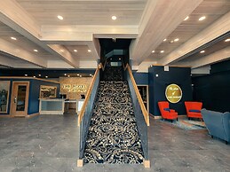 The Hotel at Falcon lake