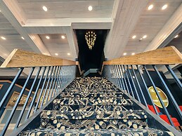 The Hotel at Falcon lake