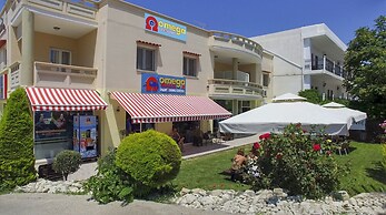 Omega Comfy Apartments