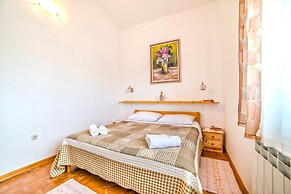 Apartment Zivkovic / Riana / One-bedroom Apartment With Sea View