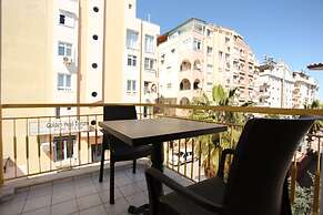 Golden Spark Apart Hotel