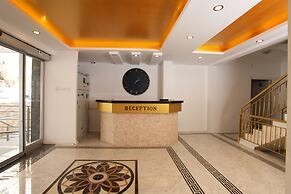 Golden Spark Apart Hotel