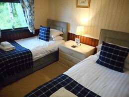 Birch Lodge 22 With Hot Tub, Newton Stewart