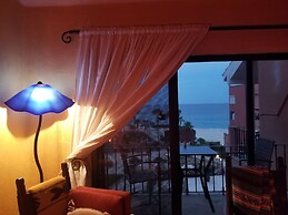 1 Minute to the Sand